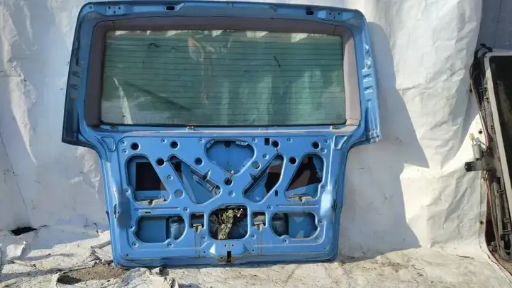 Mercedes-Benz Vito Viano W638 (1996 - 2003) A6387400802 Крышка багажника — фото 2