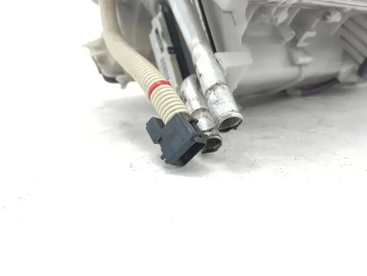 Toyota Prius (XW30) (2009 - 2015) 8705047150 Комплект системы вентиляции салона — фото 4
