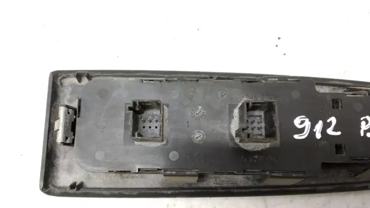 Citroen C6 (2005 - 2012) 96519384ZD Кнопка стеклоподъемников — фото 5
