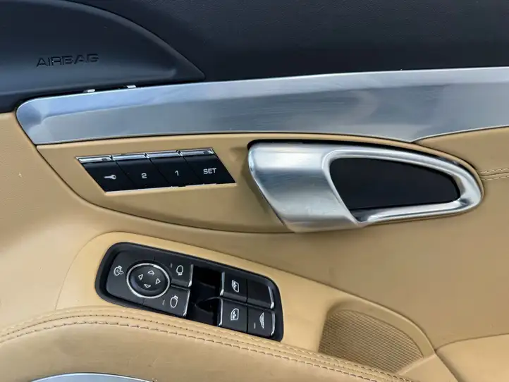 Porsche 911 991 (2011 - 2019) 991555204 Обшивка передней двери — фото 2