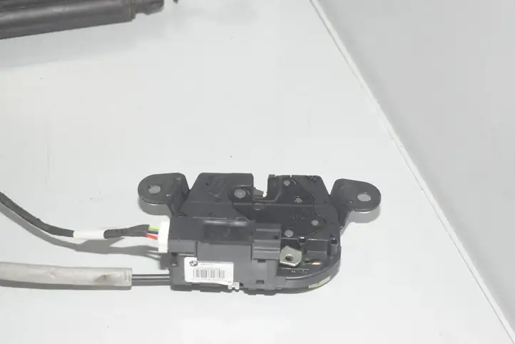 BMW 2 F45 (2014 - 2021) 7388490 Гидравлика крышки багажника — фото 9