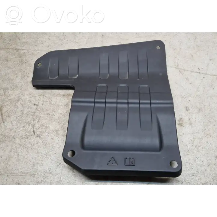 Land Rover Evoque I (2011 - 2015) BJ325162A Крышка ящика аккумулятора — фото 1