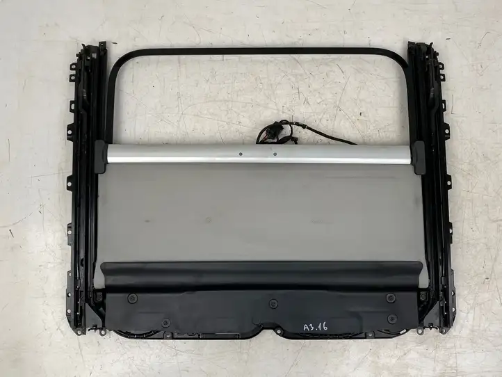 Audi A3/S3 8V (2012 - 2016) 8V5877049 Рама раздвижной крыши — фото 3