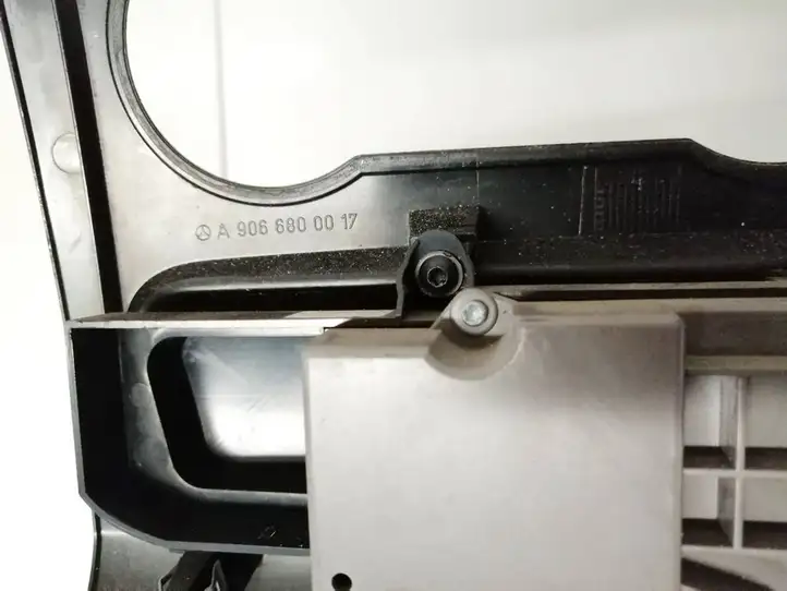 Volkswagen Crafter (2006 - 2016) a9066800017 Включатель аварийных фонарей — фото 3