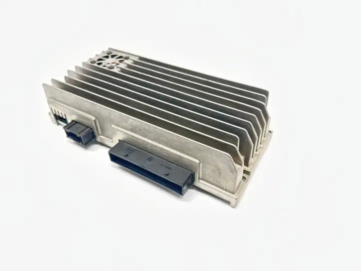 Audi A5 8T 8F (2007 - 2011) 8T0035223T Усилитель звука — фото 2
