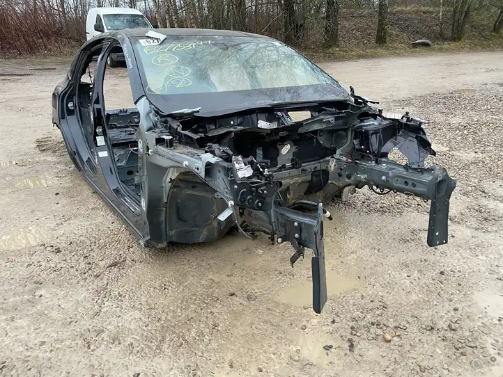 Renault Arkana (2019 - ) Кузов — фото 1