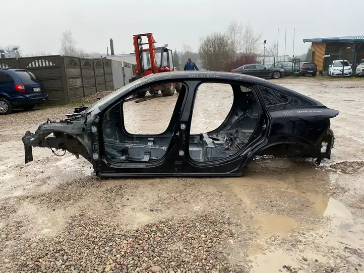 Renault Arkana (2019 - ) Кузов — фото 17