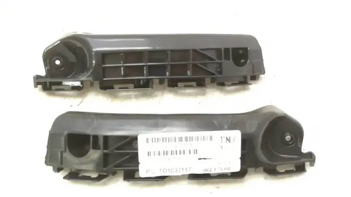 Toyota Yaris (2012 - 2014) TY052155AL Кронштейн переднего бампера — фото 1
