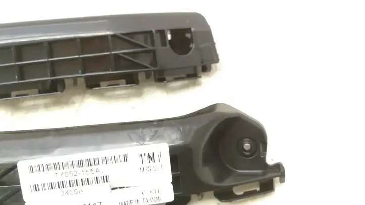 Toyota Yaris (2012 - 2014) TY052155AL Кронштейн переднего бампера — фото 4