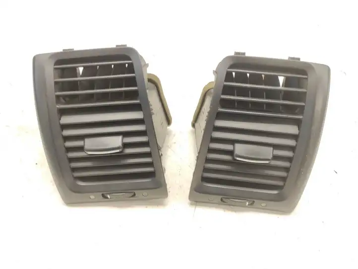 Honda Accord (2003 - 2007) E6165131100 Боковой воздушный дефлектор — фото 1