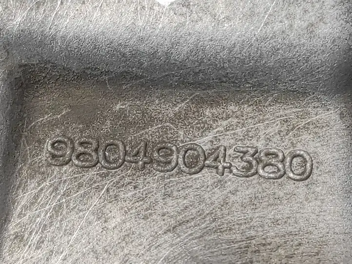 Peugeot 5008 (2009 - 2013) 9804904380 Кронштейн двигателя — фото 6