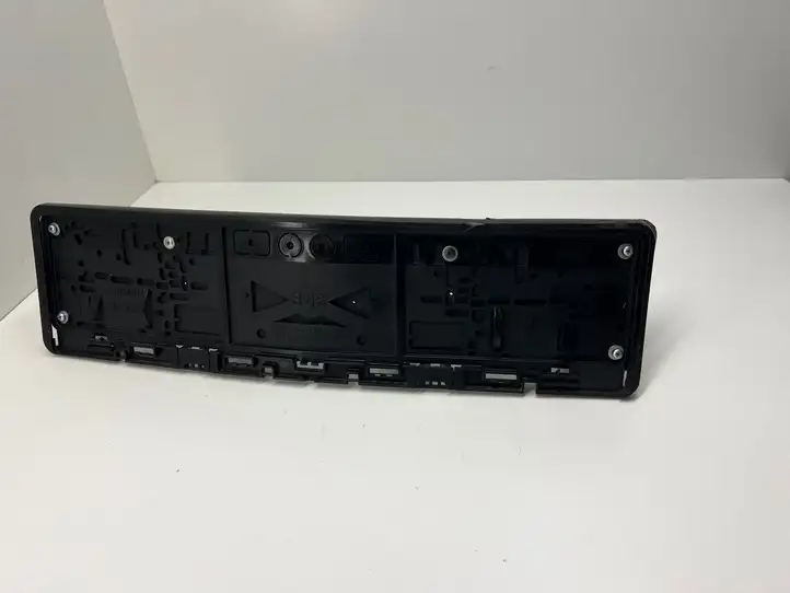 Mercedes-Benz C W205 (2014 - 2021) A2058171678 Рамка номерного знака — фото 1
