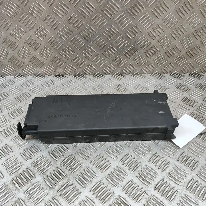 Mercedes-Benz EQV 447 (2019 - ) A4475401440 Крышка ящика предохранителей — фото 1