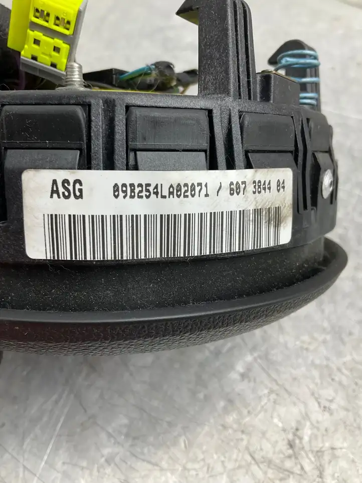 BMW 5 E60 E61 (2004 - 2010) 6073844 Подушка безопасности руля — фото 8