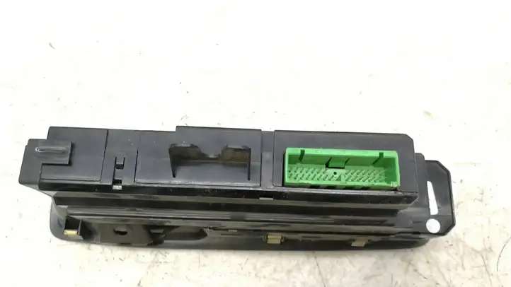 Volvo S60 (2004 - 2010) 7923 Кнопка стеклоподъемников — фото 8