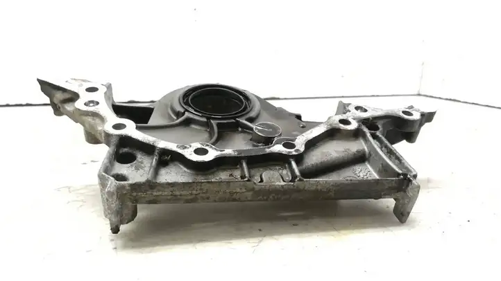 Renault Scenic III - Grand scenic III (2009 - 2016) 8200563690 Крышка коленчатого вала — фото 3