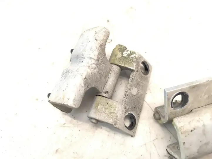 Peugeot 806 (1999 - 2002) Петли крышки багажника — фото 3