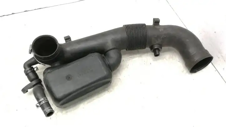 Opel Astra G (1998 - 2004) 90572422 Трубка подачи воздуха — фото 4