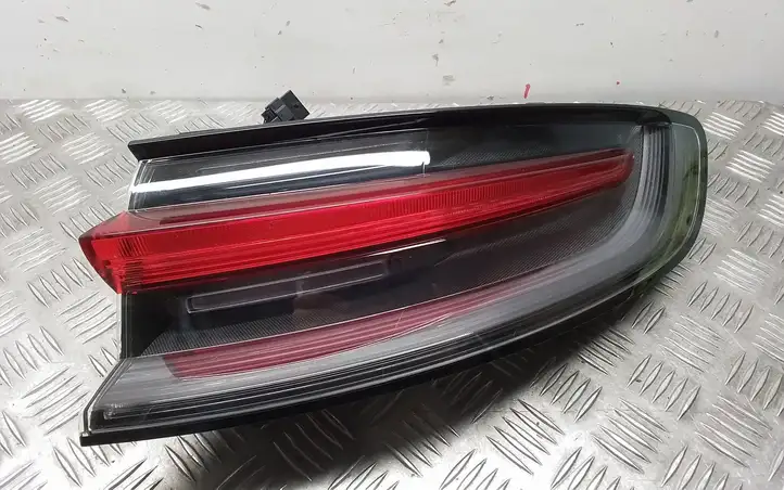 Porsche Macan (95B) (2019 - ) 95B945092 Задний фонарь в кузове — фото 1