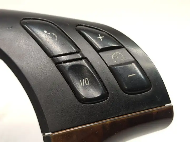 BMW X5 E53 (1999 - 2006) 6753961 Кнопки на рулевом колесе — фото 2