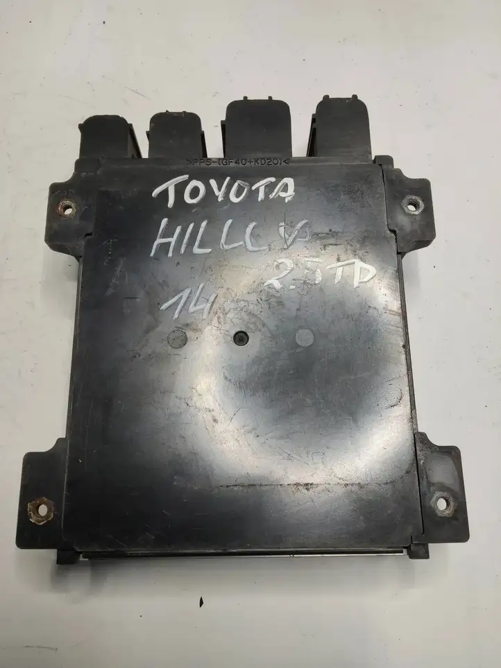 Toyota Hilux (AN10, AN20, AN30) (2011 - 2015) 8987120080 Блок управления форсунками — фото 2