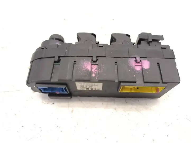 Peugeot 607 (2004 - 2010) 96410862ZR Блок кнопок стеклоподъемников — фото 4