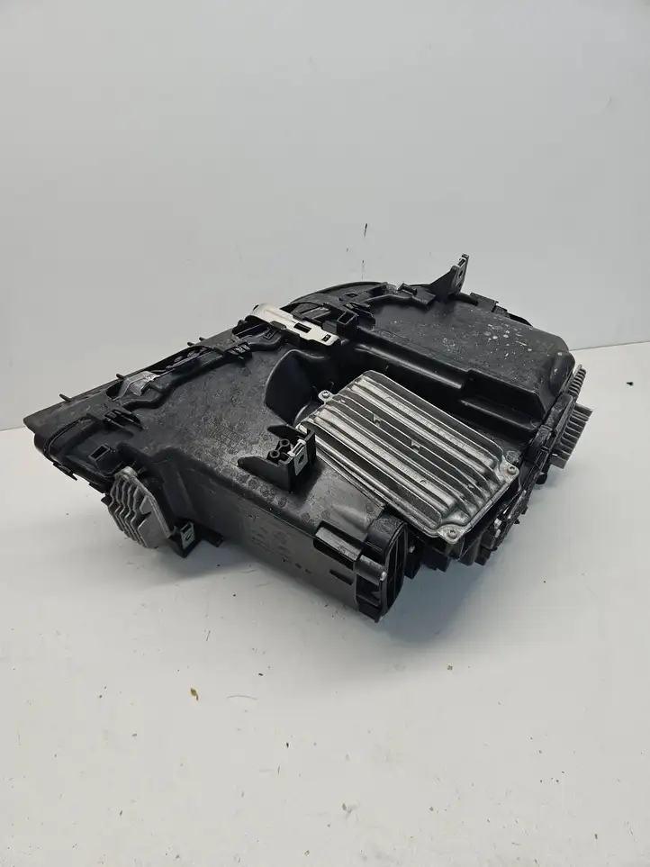 BMW 7 F01 (2008 - 2016) 7351089 Передняя фара — фото 2