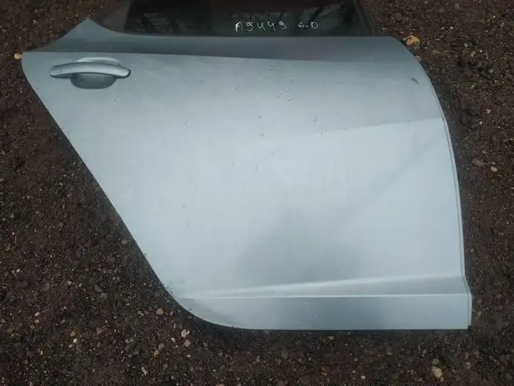 Seat Ibiza IV (6J,6P) (2008 - 2017) melynos Задняя дверь — фото 2