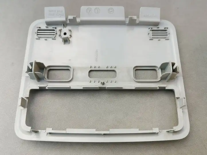 Toyota Avensis T250 (2003 - 2006) 8126305230 Передняя подсветка — фото 8