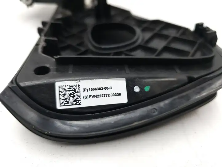 Tesla Model Y (2019 - 2024) 156630200G Крышка зарядного разъема — фото 7