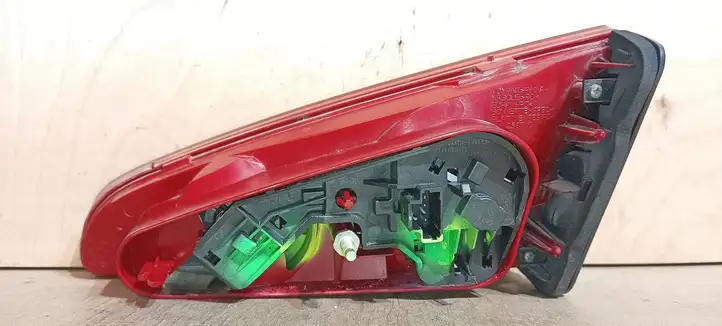 Peugeot 607 (2011 - 2018) Задний фонарь в крышке багажника — фото 4