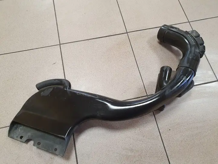 Nissan X-Trail T31 (2007 - 2014) 1028087S01 Детали воздухозаборника — фото 1