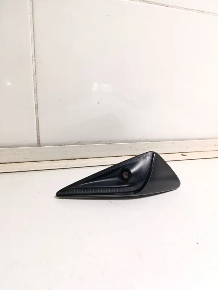 Tesla Model 3 (2017 - 2023) 112510650J Боковая камера в крыле — фото 2