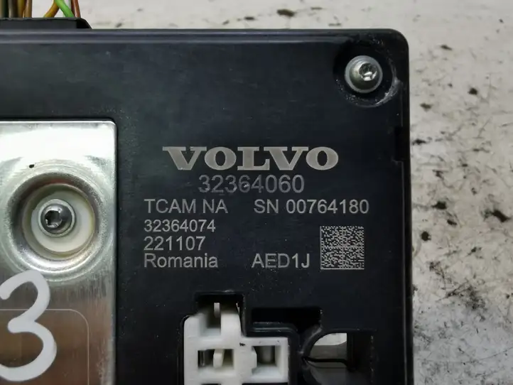 Volvo S60 (2018 - ) 32364060 GPS антенна — фото 7