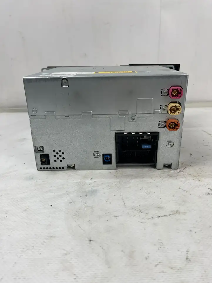 BMW 5 E60 E61 (2004 - 2010) 9222874 Навигационные карты CD/DVD — фото 4