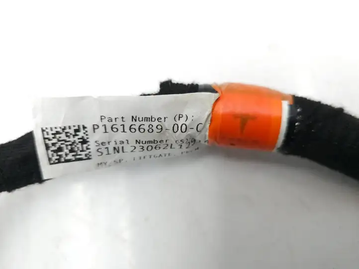 Tesla Model Y (2019 - 2024) 161668900C Жгут проводов крышки багажника — фото 6