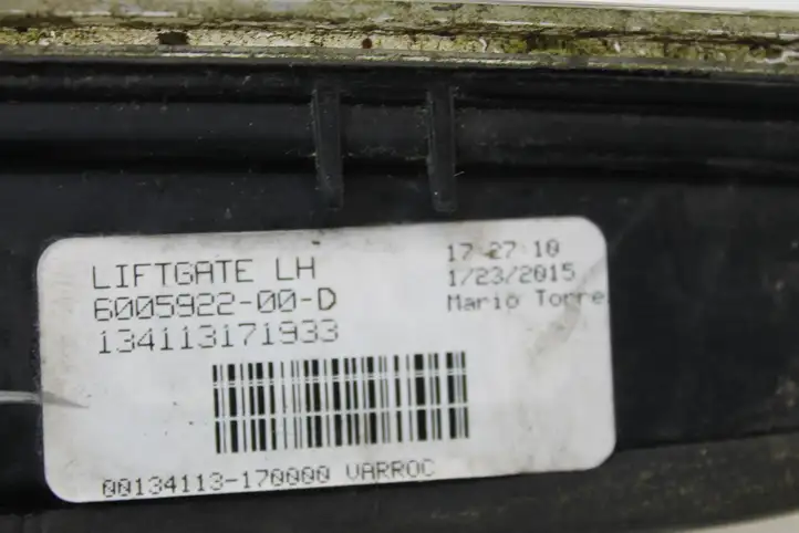 Tesla Model S (2016 - 2021) 600592200D Задний фонарь в крышке багажника — фото 8