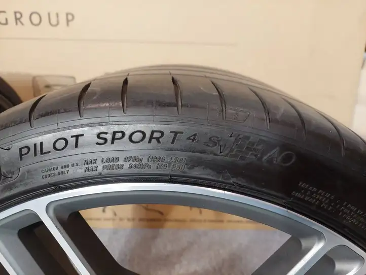 Audi R8 4S (2015 - ) MICHELIN Летняя шина R20 — фото 6
