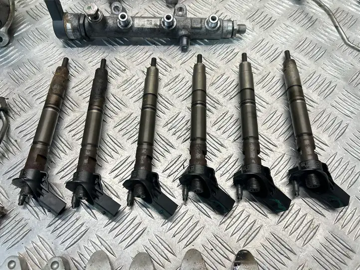 Audi A4 S4 B8 8K (2011 - 2015) 059130755CA Комплект системы впрыска — фото 15