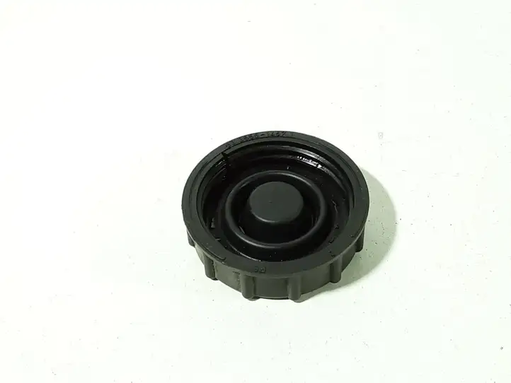 Toyota Yaris (2005 - 2009) 03355614571 Крышка бачка тормозной жидкости — фото 3