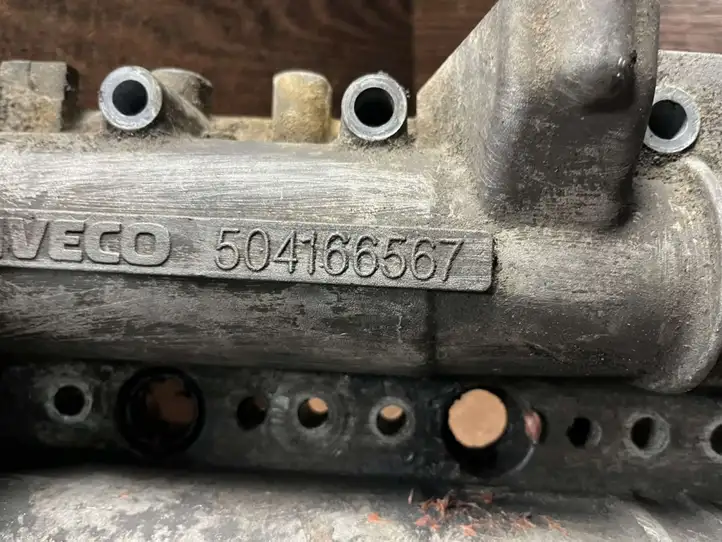 Iveco Daily Daily 4th gen (2006 - 2012) 504166567 Крышка головки блока цилиндров — фото 9