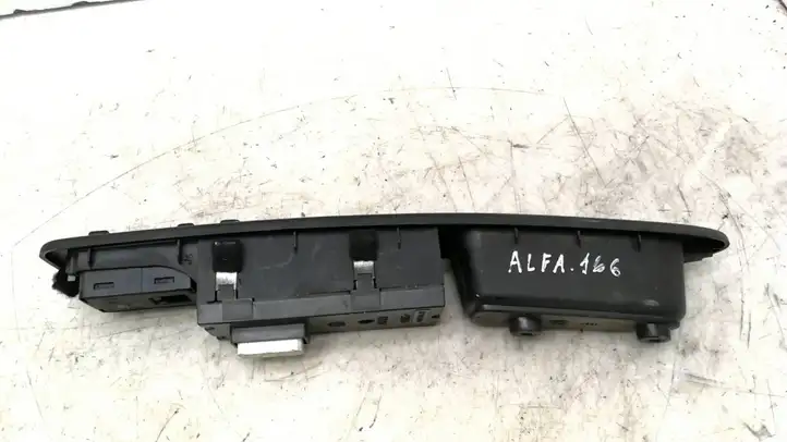 Alfa Romeo 166 (1998 - 2003) 156029685 Блок кнопок стеклоподъемников — фото 4