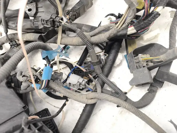 Toyota Prius (XW30) (2009 - 2015) 8211247030 Прочая электропроводка — фото 6