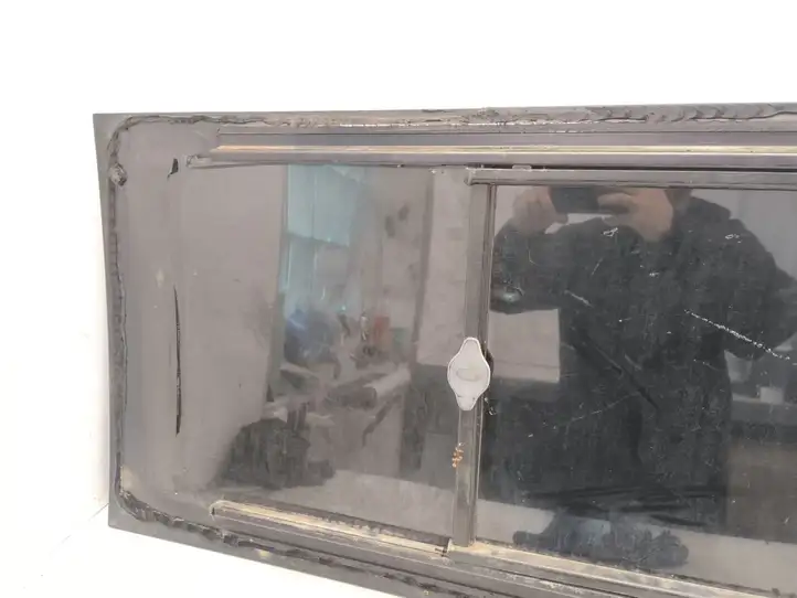 Ford Transit (2000 - 2006) 43R00097 Заднее боковое стекло — фото 8