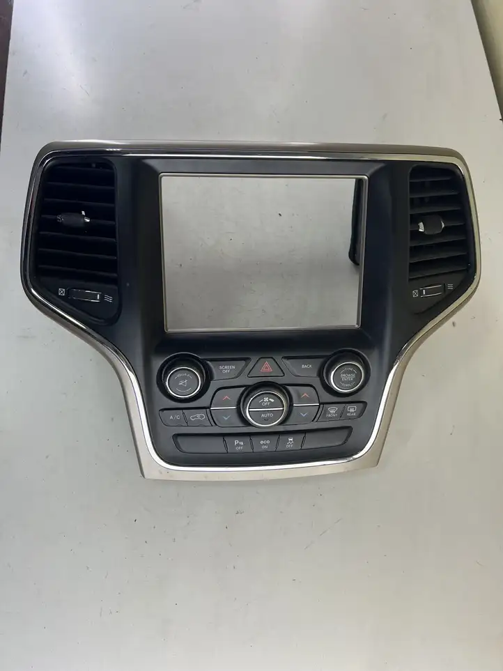 Jeep Grand Cherokee (2010 - 2021) 05091847AF Центральная отделка панели приборов — фото 1