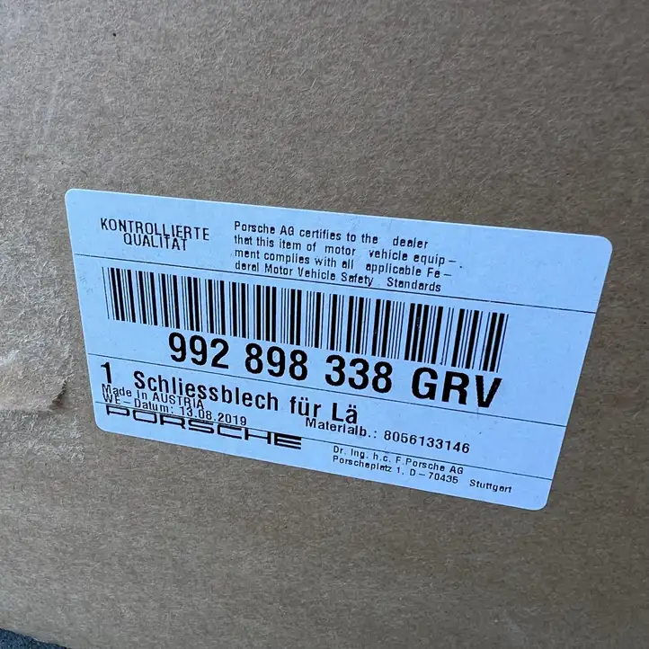 Porsche 911 992 (2019 - ) 992898338 Крепление крыла — фото 6