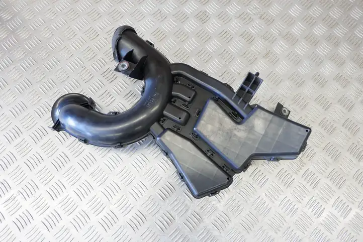 Nissan Juke I F15 (2010 - 2018) 70390758 Детали воздухозаборника — фото 1