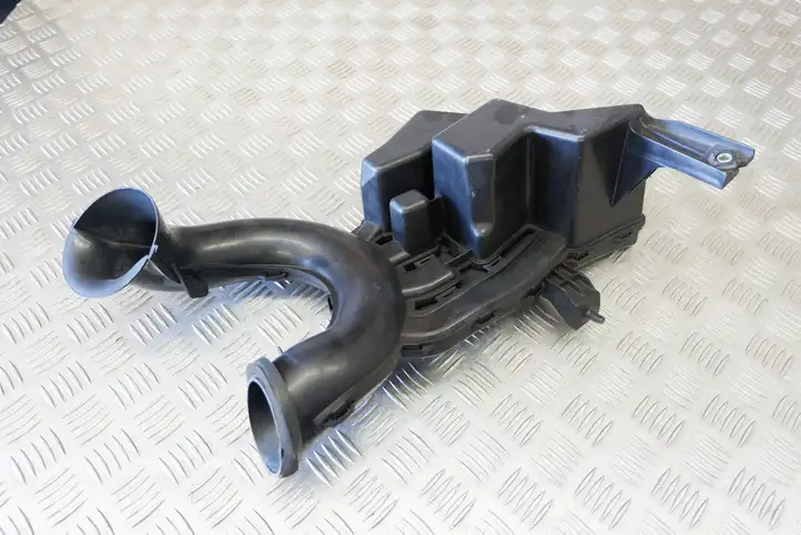 Nissan Juke I F15 (2010 - 2018) 70390758 Детали воздухозаборника — фото 10