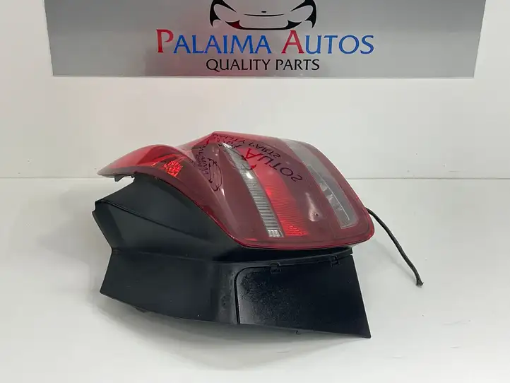 BMW 1 F20 F21 (2011 - 2019) 7241544 Стекло заднего фонаря — фото 3