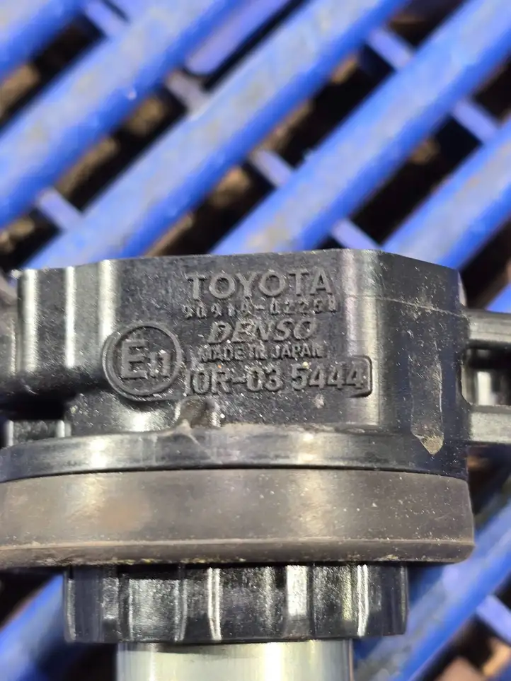 Toyota Auris E180 (2012 - 2018) 9091904225 Катушка зажигания — фото 5
